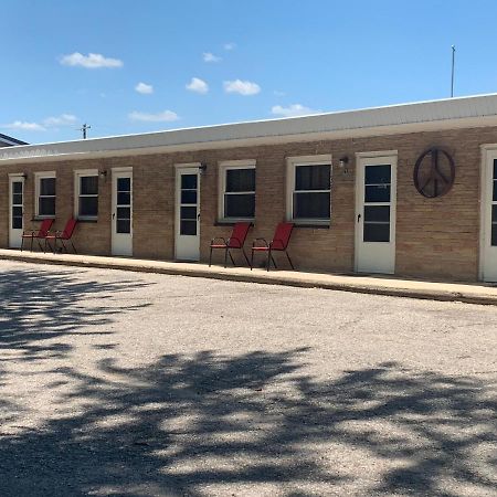 The Triangle Motel Alma 外观 照片