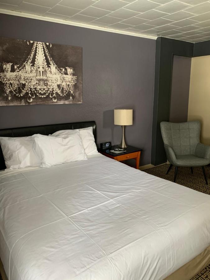 The Triangle Motel Alma 外观 照片