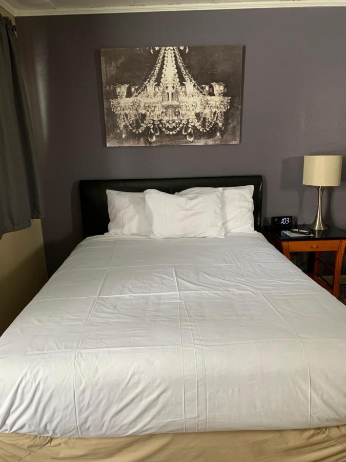 The Triangle Motel Alma 外观 照片